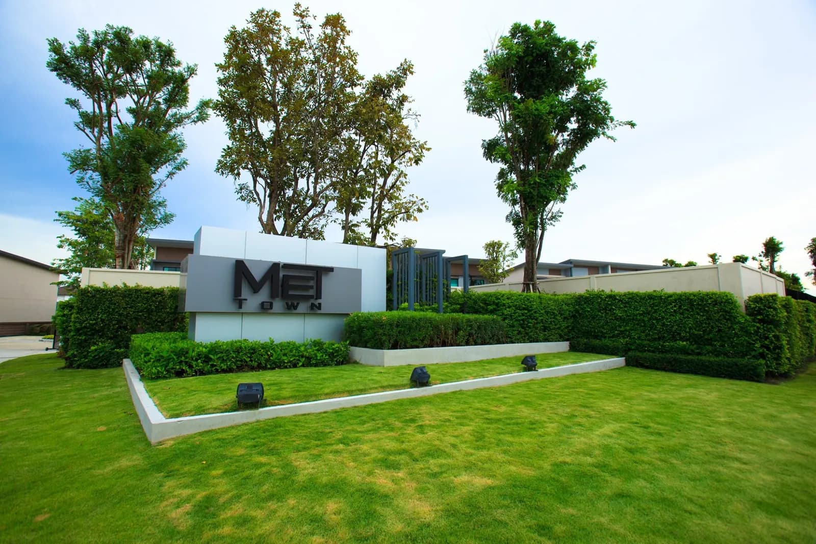 MET Town บางนา — 3