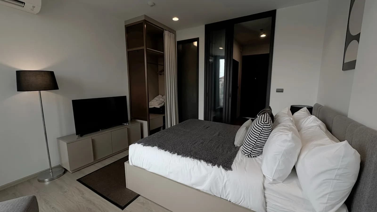 Edge Central Pattaya — 1 ห้องนอน — 13