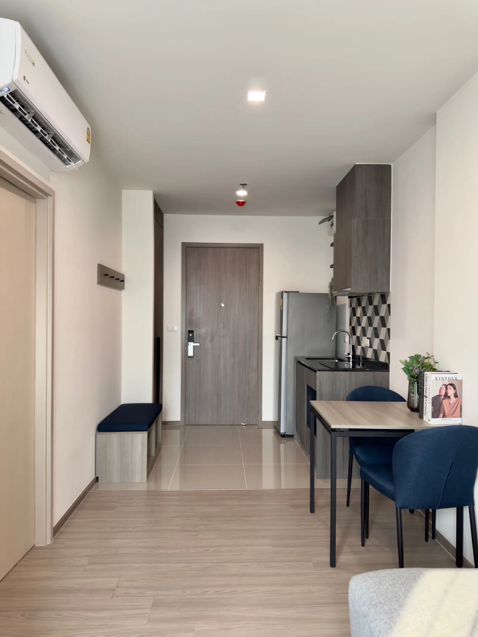 The Base เพชรบุรี–ทองหล่อ — 1 ห้องนอน (ชั้น 23) — 12