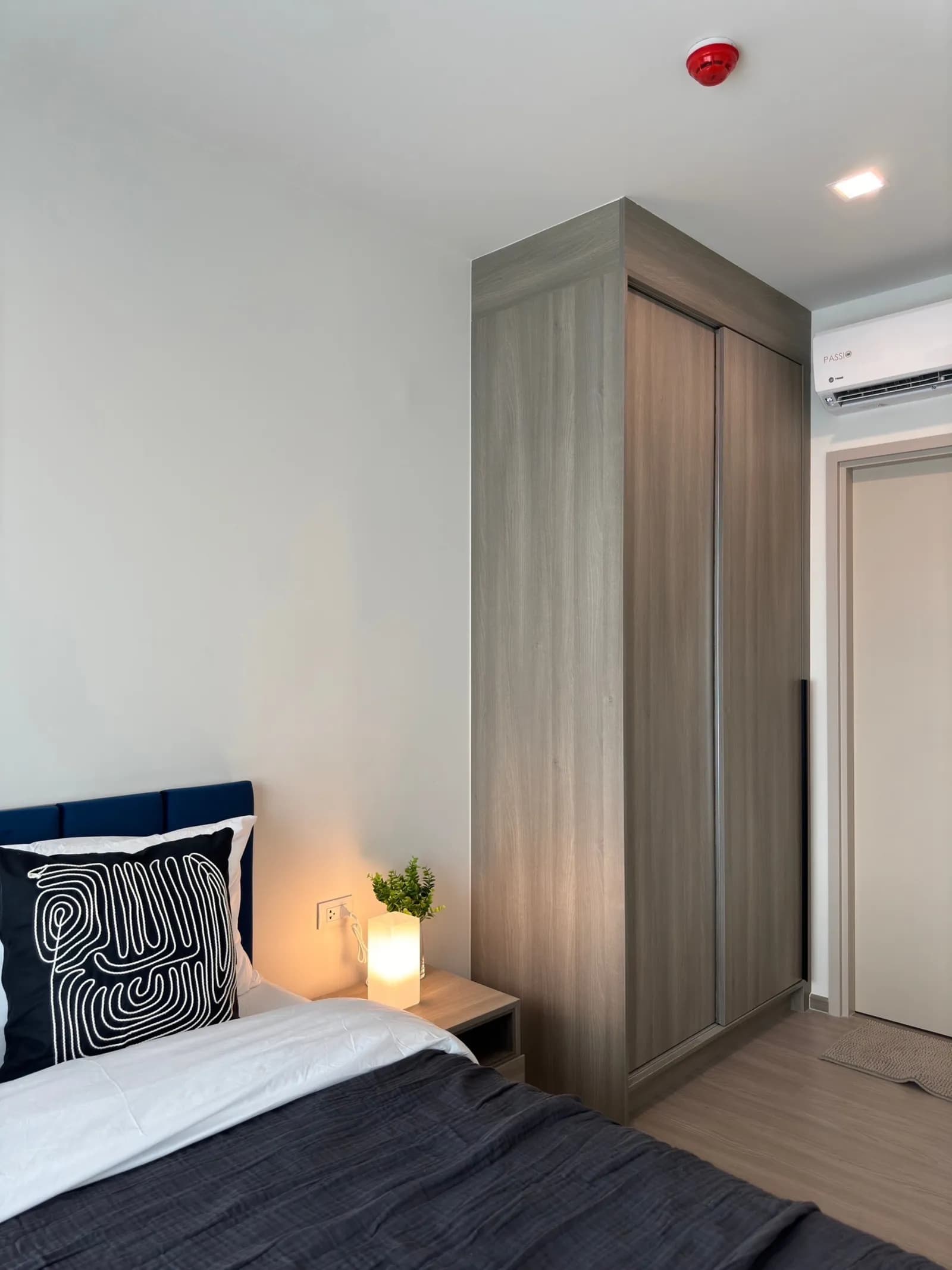 The Base เพชรบุรี–ทองหล่อ — 1 ห้องนอน (ชั้น 23) — 6