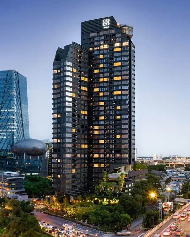 Branded Residences ย่าน CBD — เน้น Cash Flow + Capital Gain
